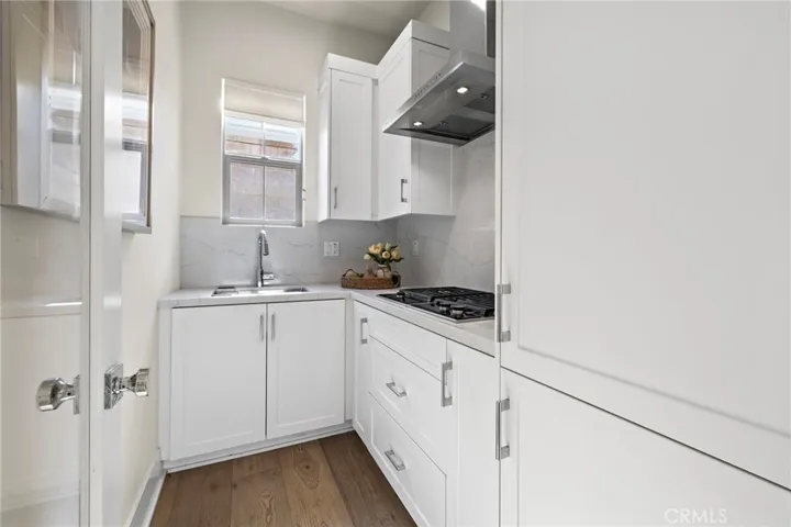 305 Brimwood, Irvine, California 92618