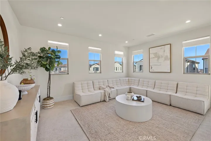 305 Brimwood, Irvine, California 92618