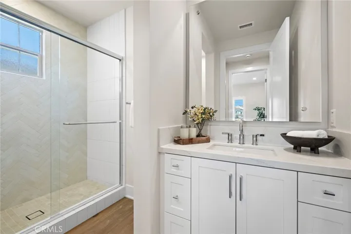 305 Brimwood, Irvine, California 92618