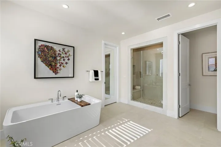 305 Brimwood, Irvine, California 92618