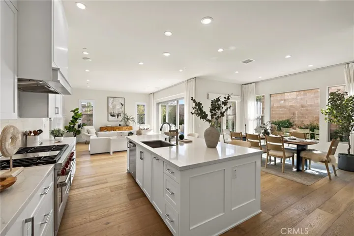 305 Brimwood, Irvine, California 92618