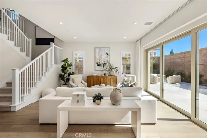 305 Brimwood, Irvine, California 92618