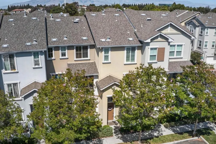 461 Bedford Loop, Mountain View, California 94043