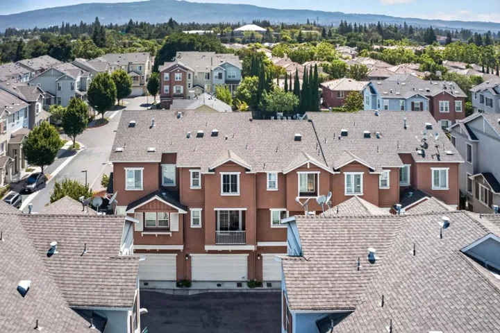 461 Bedford Loop, Mountain View, California 94043