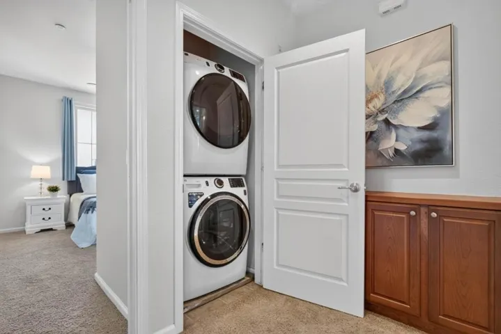 461 Bedford Loop, Mountain View, California 94043