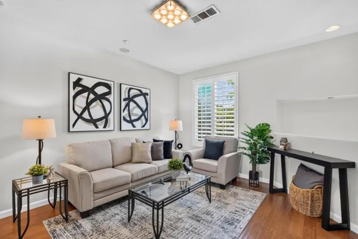 461 Bedford Loop, Mountain View, California 94043