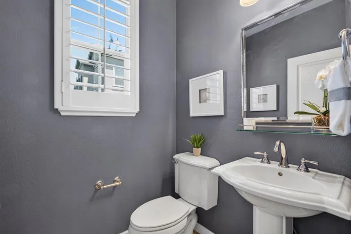 461 Bedford Loop, Mountain View, California 94043