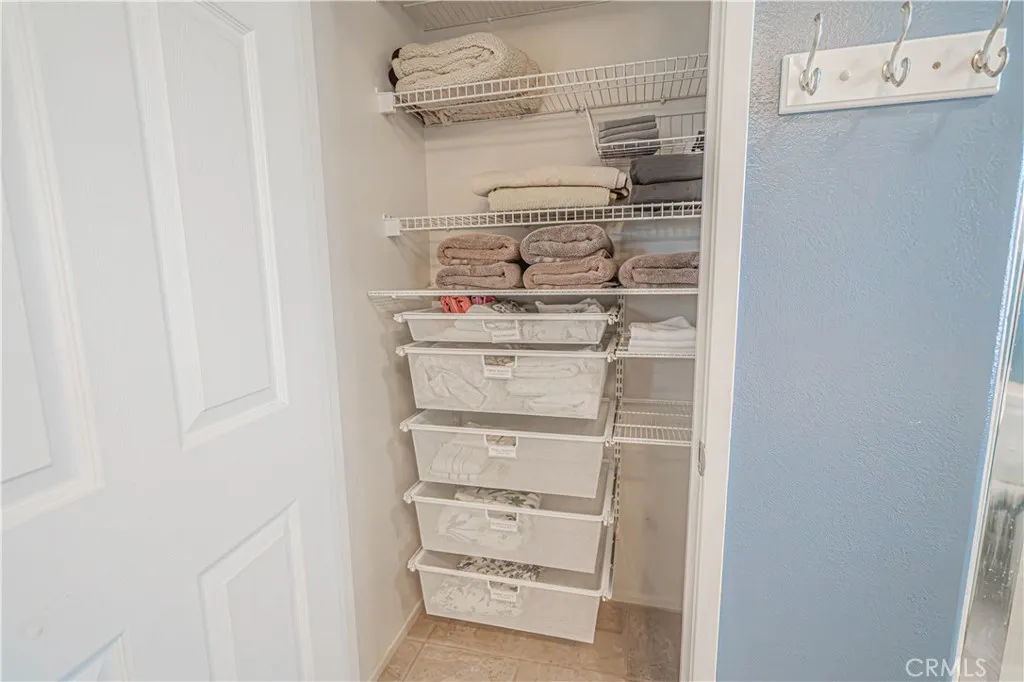 Laundry Custom elfa organizers
