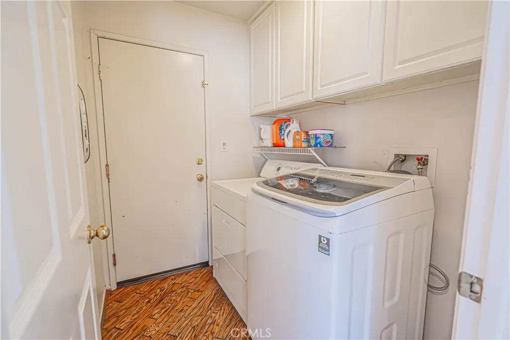 Downstairs Laundry Room