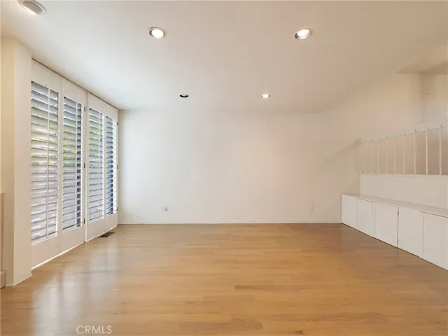 6244 Shoup Avenue, Woodland Hills, California 91367
