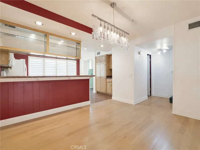 6244 Shoup Avenue, Woodland Hills, California 91367
