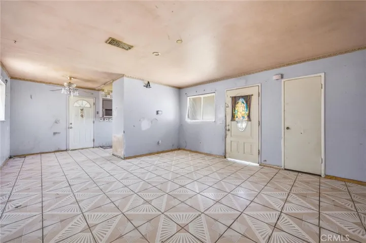 3105 Lexington Avenue, Bakersfield, California 93306