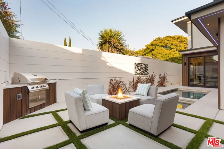 12035 Navy Street, Los Angeles, California 90066