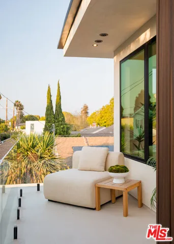 12035 Navy Street, Los Angeles, California 90066