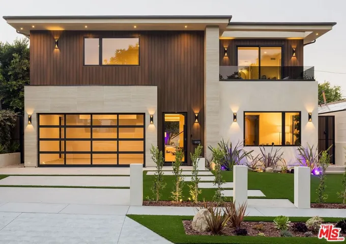 12035 Navy Street, Los Angeles, California 90066