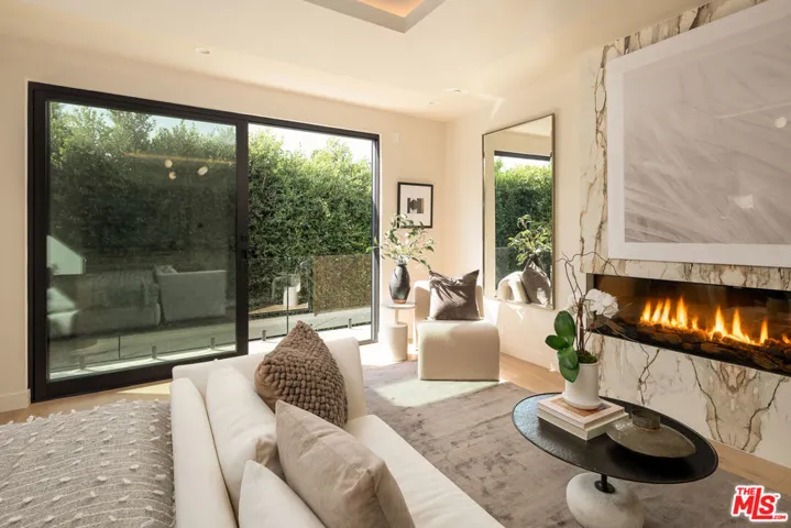 12035 Navy Street, Los Angeles, California 90066