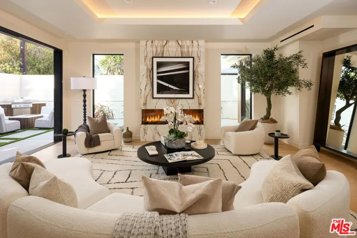 12035 Navy Street, Los Angeles, California 90066