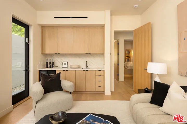 12035 Navy Street, Los Angeles, California 90066