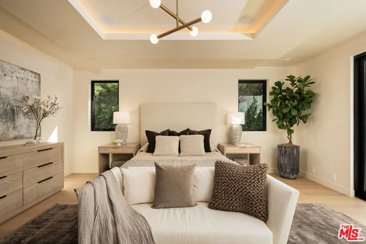 12035 Navy Street, Los Angeles, California 90066