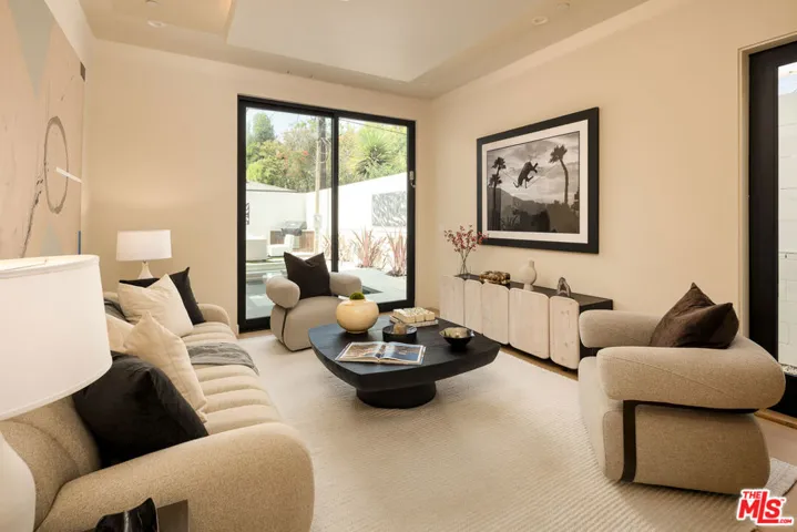 12035 Navy Street, Los Angeles, California 90066