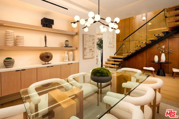 12035 Navy Street, Los Angeles, California 90066