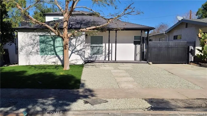 21931 Ybarra Road, Woodland Hills, California 91364