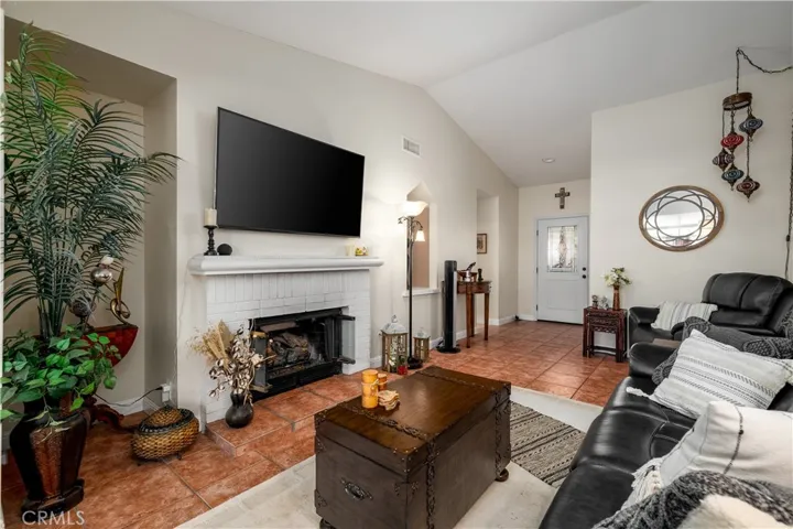 26014 Summer Dawn Court, Murrieta, California 92563
