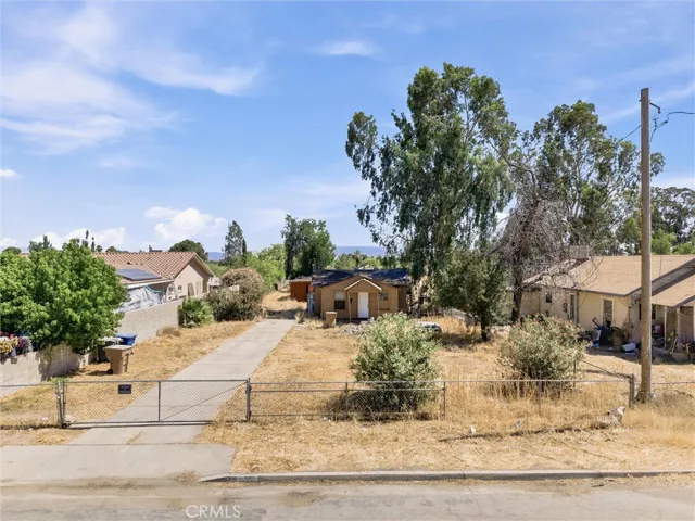 2801 Citrus Avenue, Bakersfield, California 93307