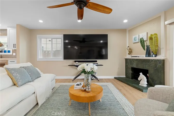 10332 San Angelo, Westminster, California 92683