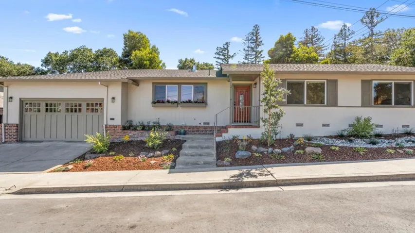 2 Burnham Court, San Carlos, California 94070