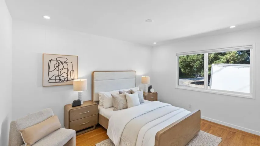 2 Burnham Court, San Carlos, California 94070