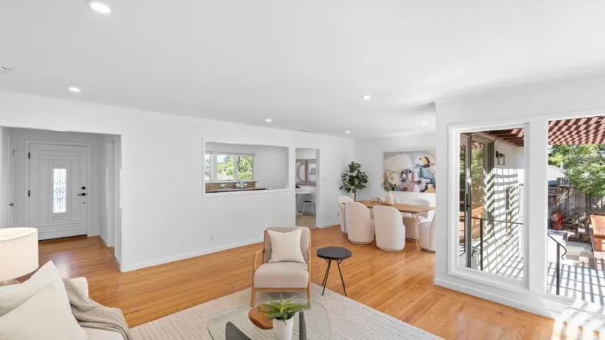 2 Burnham Court, San Carlos, California 94070