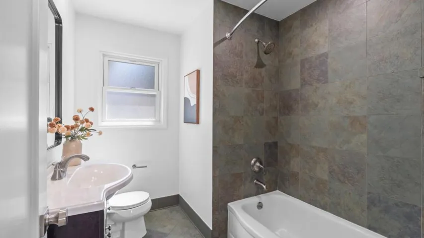 2 Burnham Court, San Carlos, California 94070