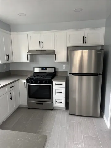 1001 El Tejon, Bakersfield, California 93308