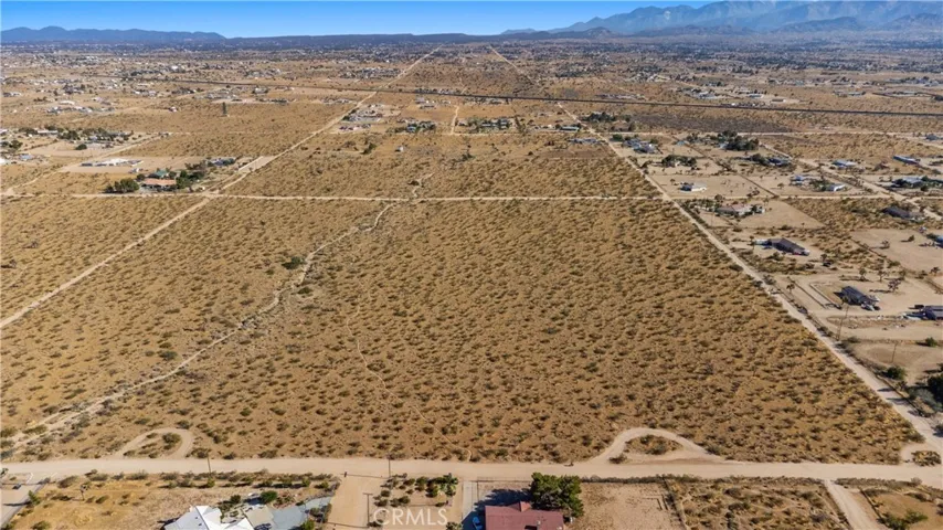 1 Nevada Road, Phelan, California 92371
