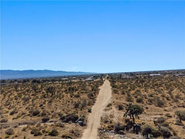 1 Nevada Road, Phelan, California 92371
