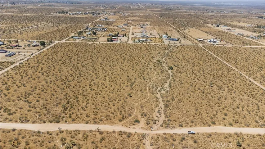 1 Nevada Road, Phelan, California 92371