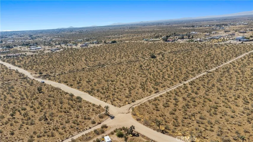 1 Nevada Road, Phelan, California 92371