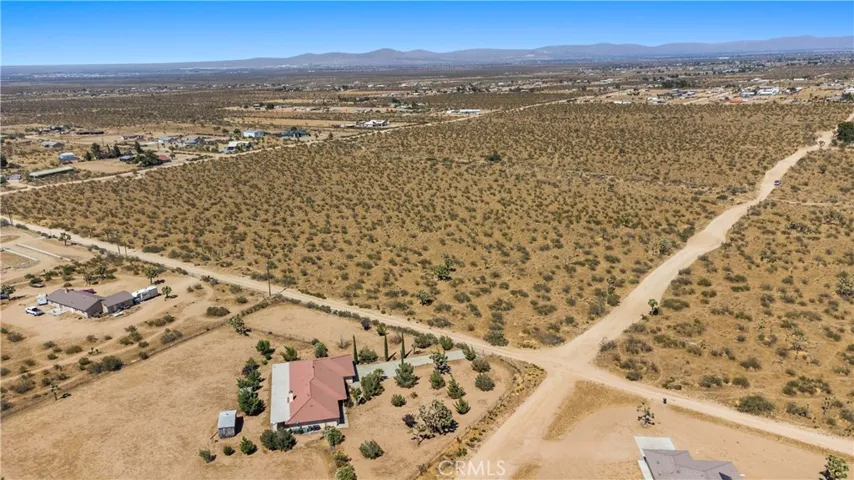 1 Nevada Road, Phelan, California 92371