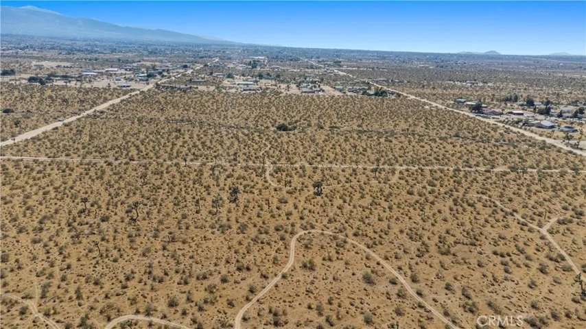 1 Nevada Road, Phelan, California 92371