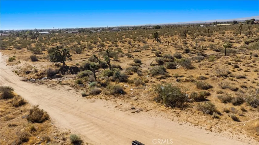 1 Nevada Road, Phelan, California 92371