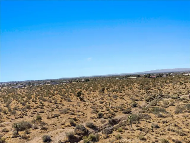 1 Nevada Road, Phelan, California 92371