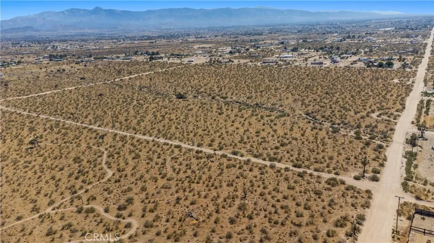1 Nevada Road, Phelan, California 92371