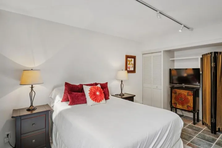 24501 Via Mar Monte 77, Carmel, California 93923