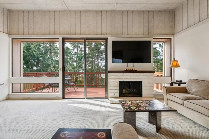 24501 Via Mar Monte 77, Carmel, California 93923