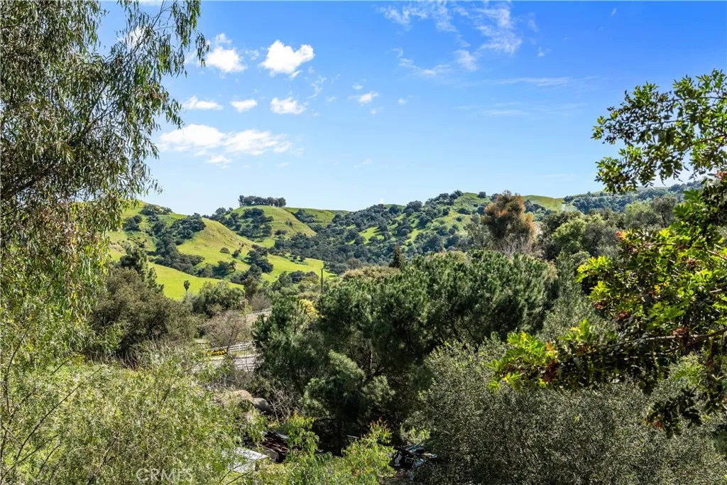 2151 Carbon Canyon