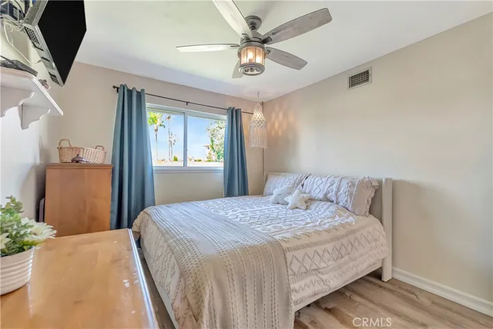 15914 Lawnhill, La Mirada, California 90638
