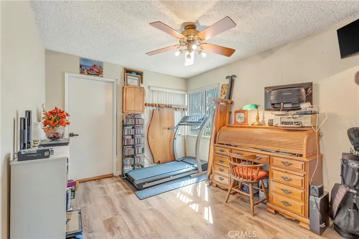 15914 Lawnhill, La Mirada, California 90638