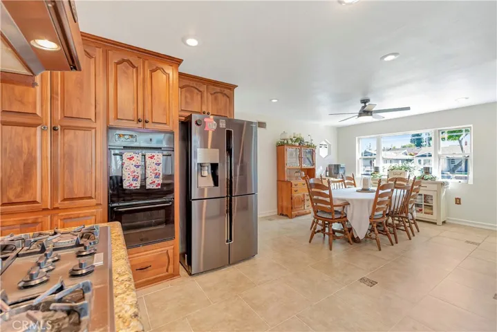 15914 Lawnhill, La Mirada, California 90638
