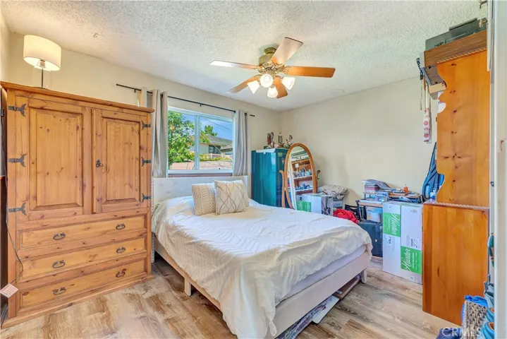 15914 Lawnhill, La Mirada, California 90638